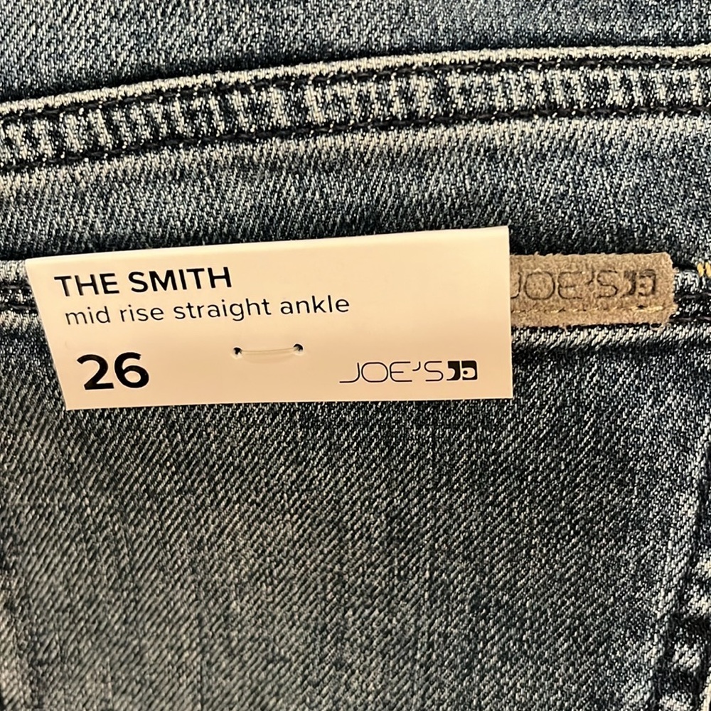 Joe’s jeans with black lace appliqué - Picture 3 of 5